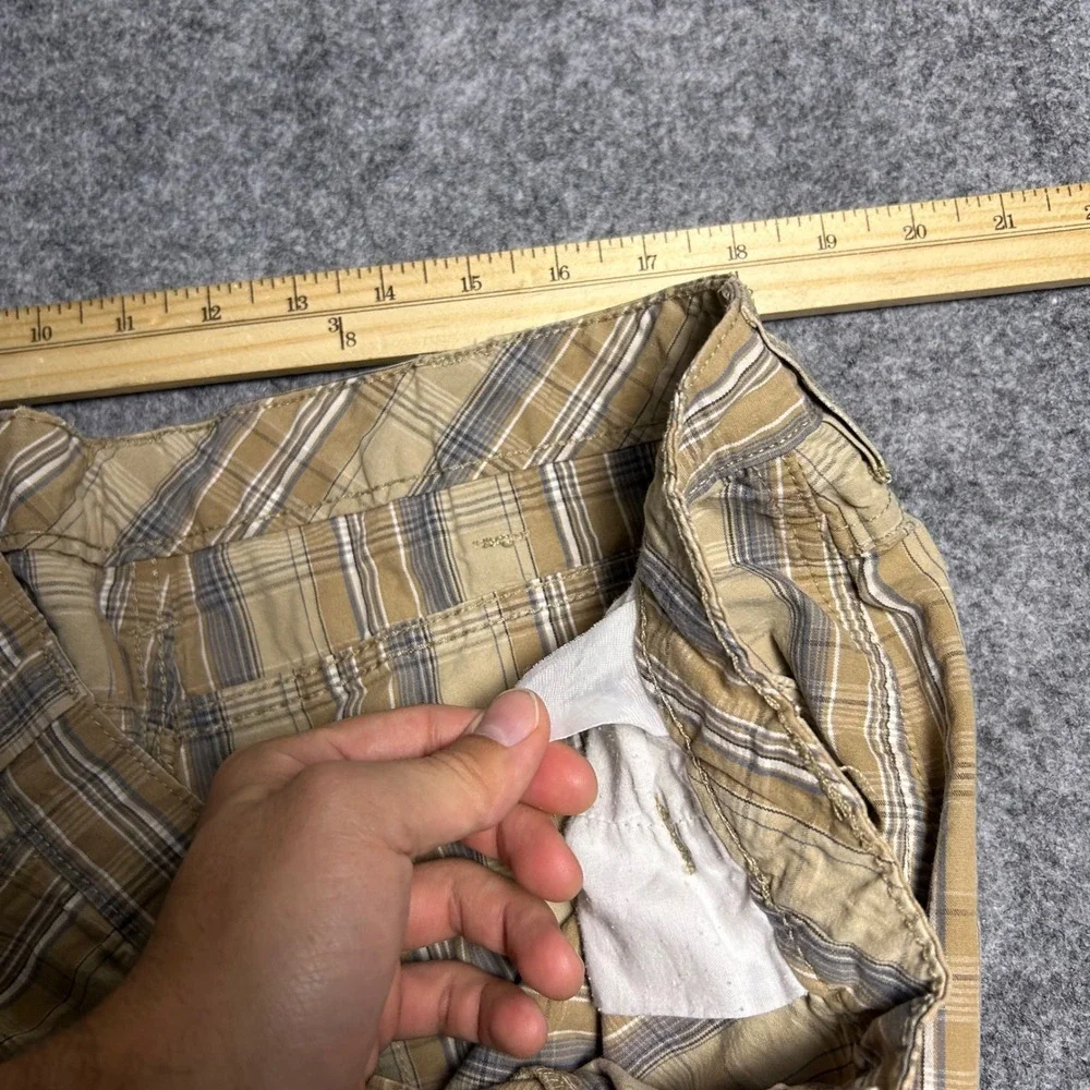 Wrangler Plaid Cargo Shorts Tan Brown Skater Y2K Mens Size 34
